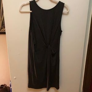 Soft knotted waist dress